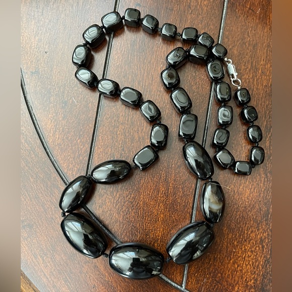 Natural black onyx graduated bead sterling silver necklace - Picture 4 of 6